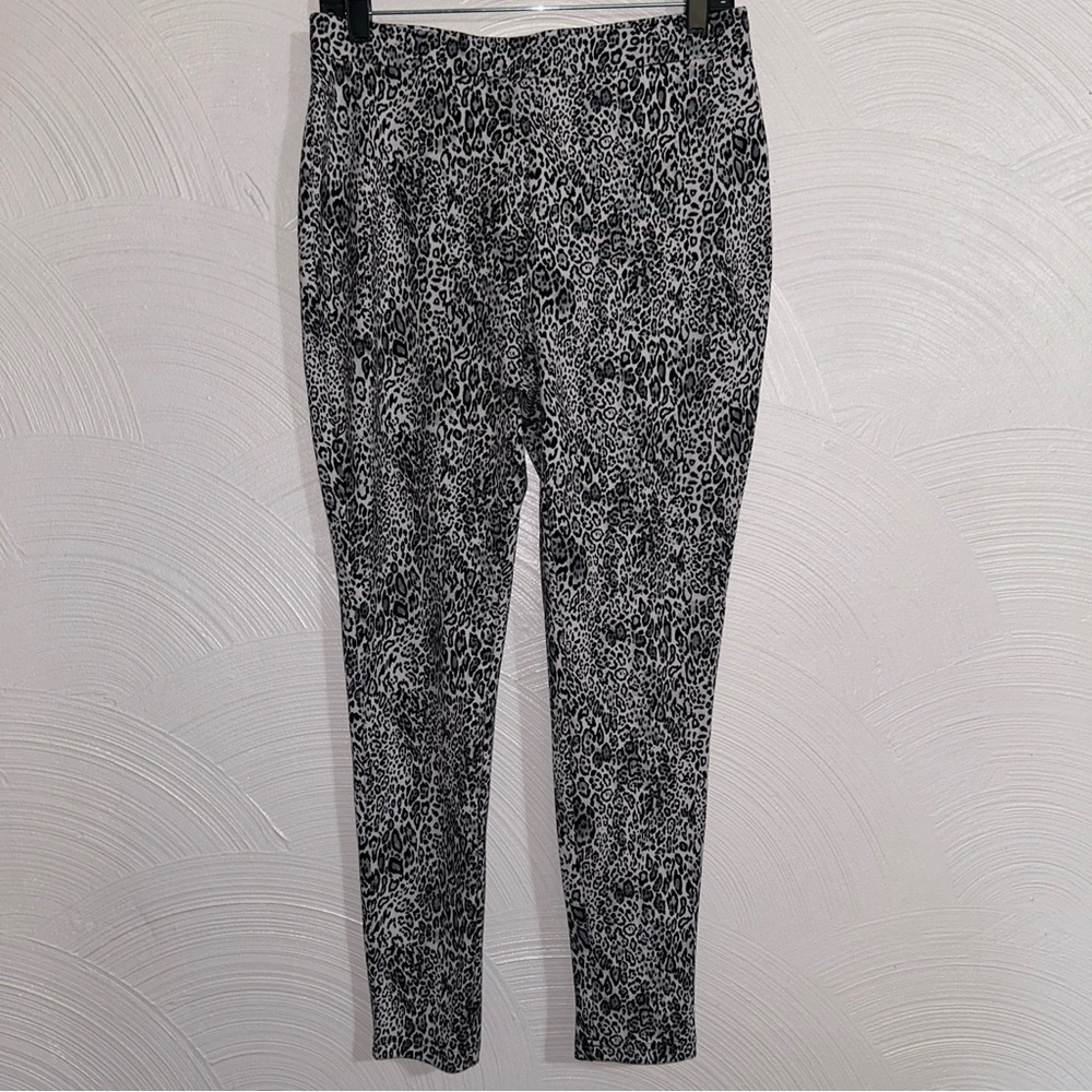 CHICO'S Leggings Cheetah Ponte Pants Size 1R US 8 / 10  Medium